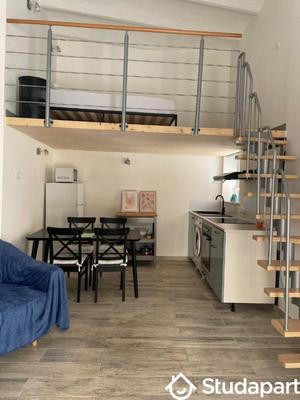 Chambre - 9 m² - 1 pièce