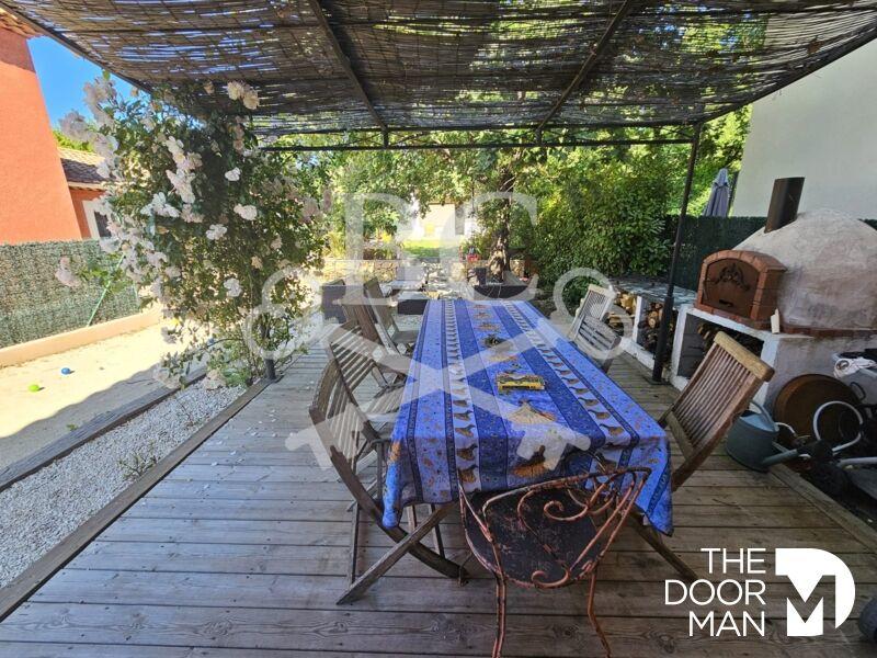 Maison - 98 m² - 4 pièces