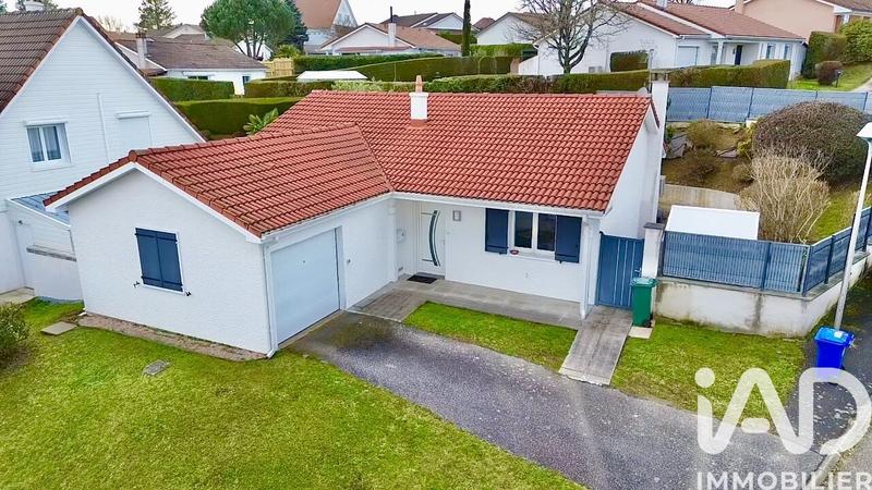 Maison - 101 m² - 5 pièces