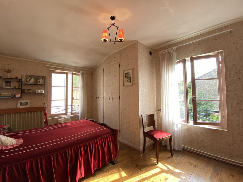 Maison de village - 115 m² - 7 pièces