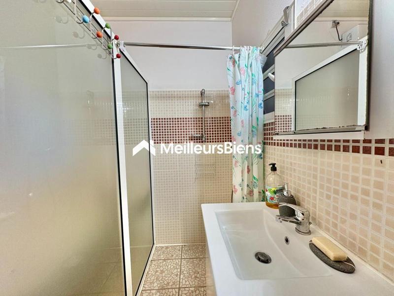 Propriété - 352 m² - 15 pièces