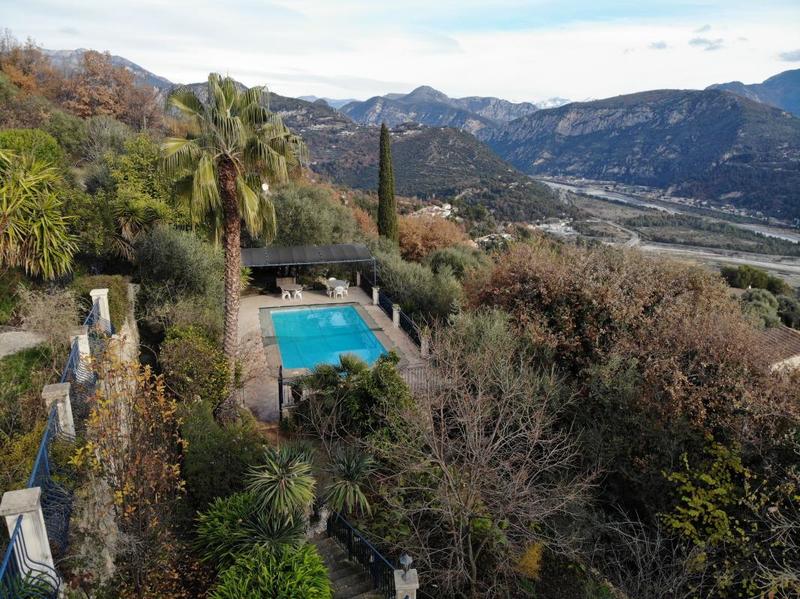 Villa - 310 m² - 8 pièces