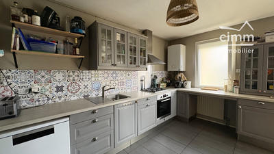 Appartement - 84 m² - 3 pièces