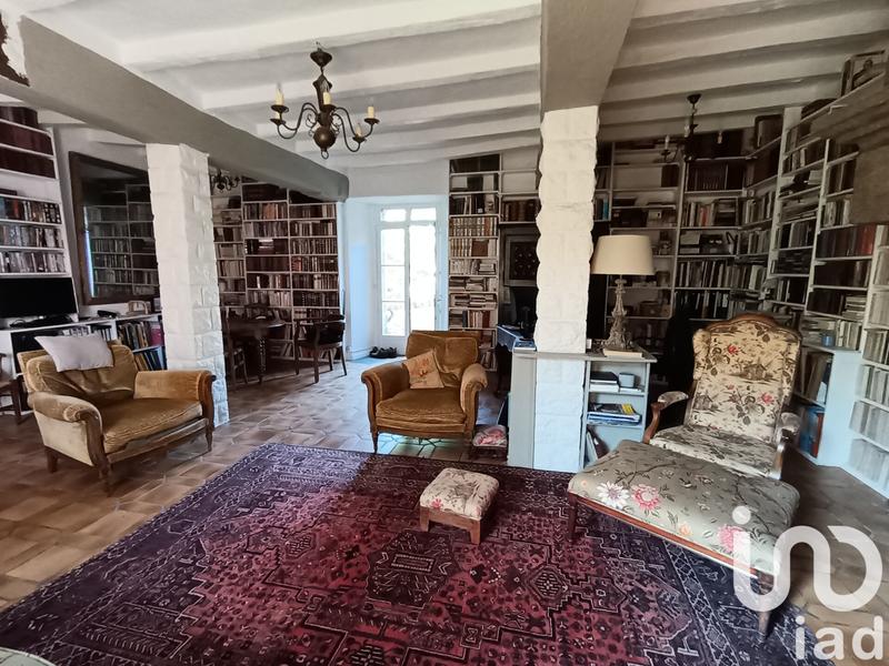 Maison - 196 m² - 12 pièces