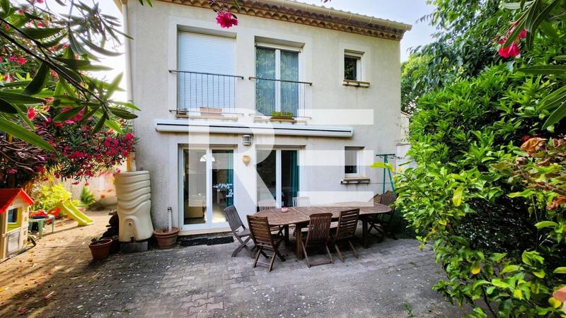 Maison - 170 m² - 8 pièces