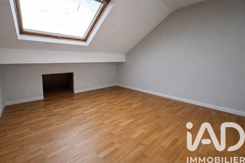 Maison - 126 m² - 8 pièces