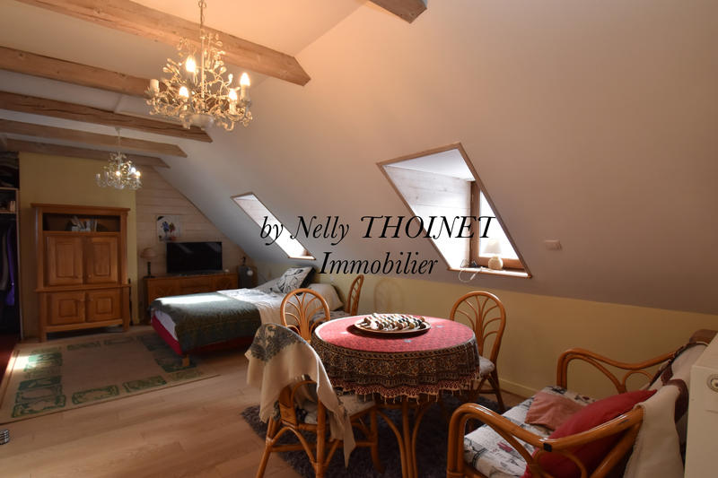 Maison - 257 m² - 11 pièces