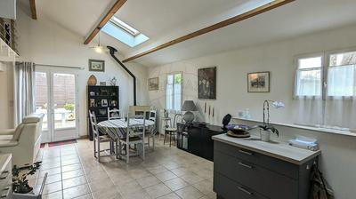 Maison - 102 m² - 4 pièces