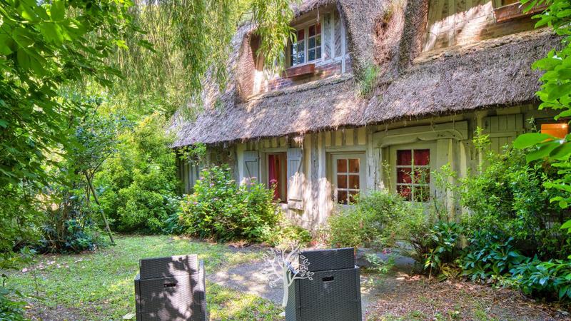 Chaumière - 198 m² - 6 pièces