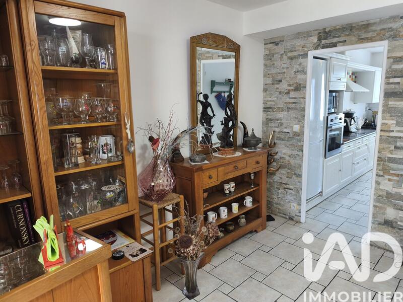 Maison - 144 m² - 7 pièces