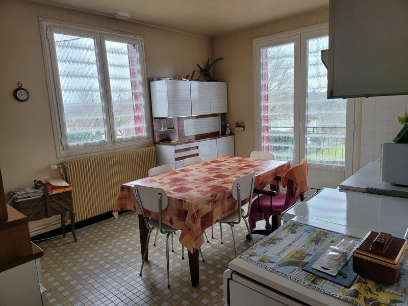 Maison - 98 m² - 5 pièces