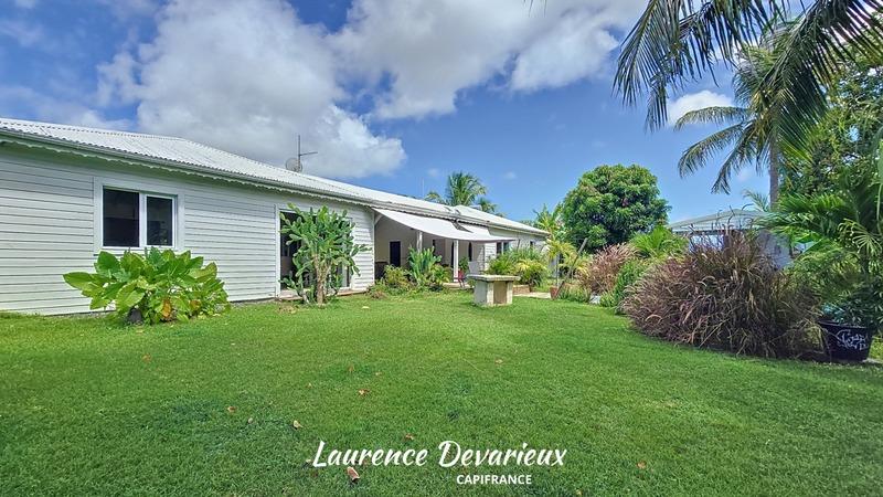 Maison de bois - 150 m² - 4 pièces