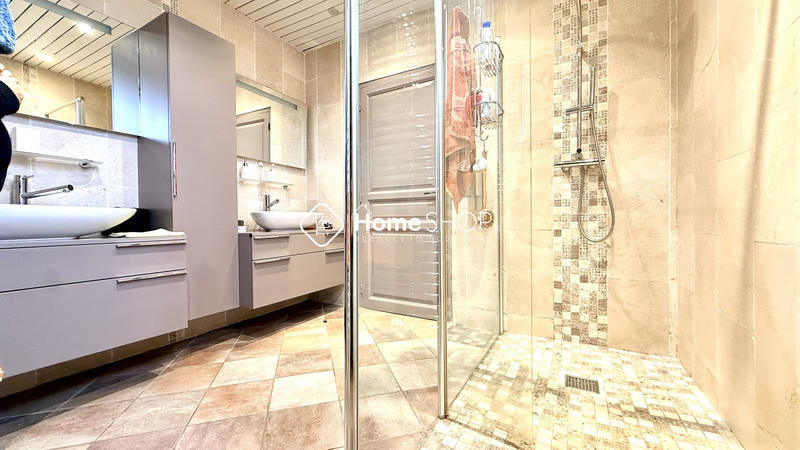 Villa - 125 m² - 5 pièces