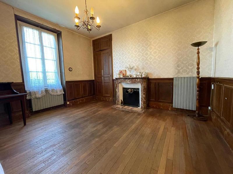 Maison - 186 m² - 8 pièces