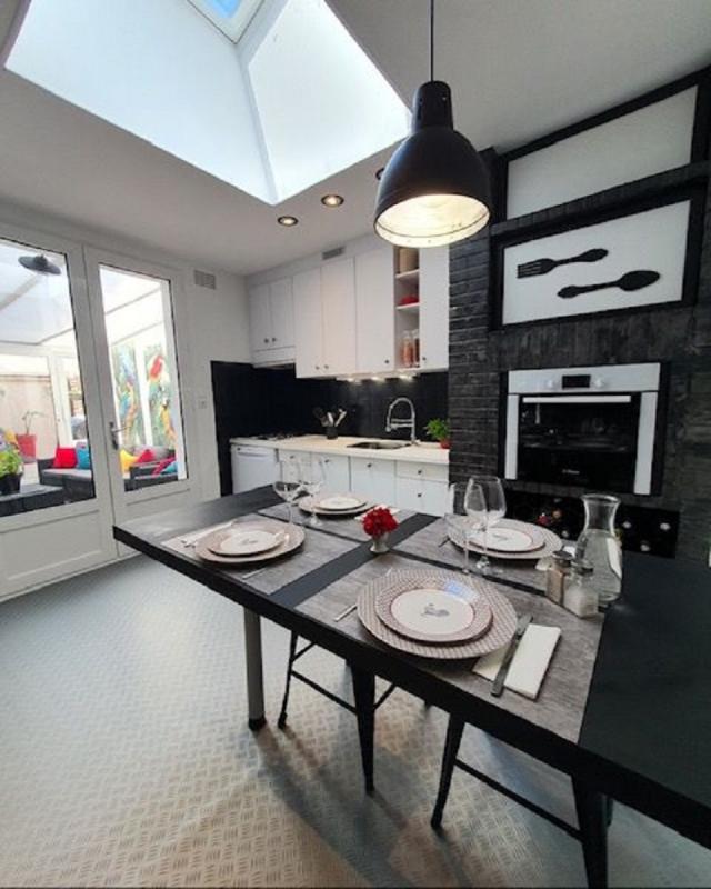 Maison - 259 m² - 12 pièces