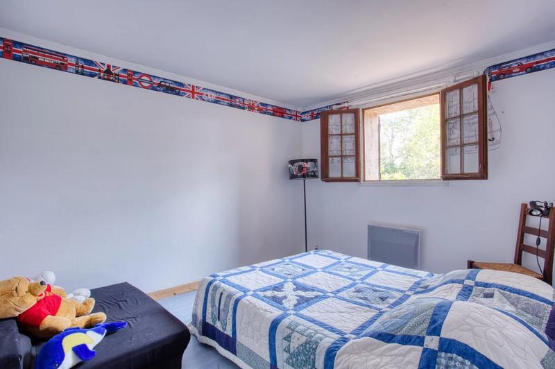 Maison - 98 m² - 5 pièces