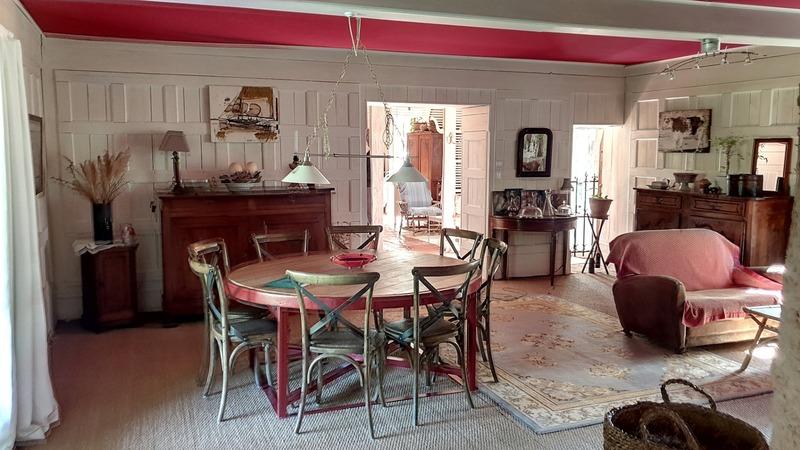 Maison - 450 m² - 13 pièces