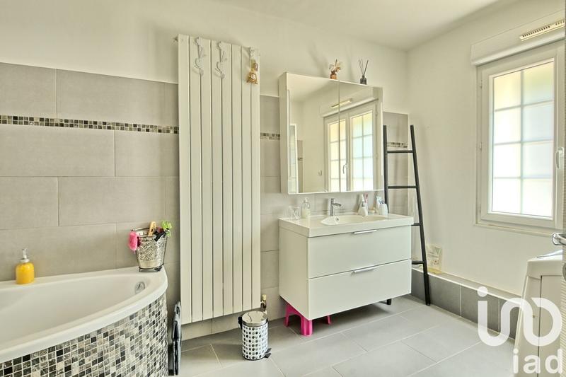 Maison - 155 m² - 6 pièces