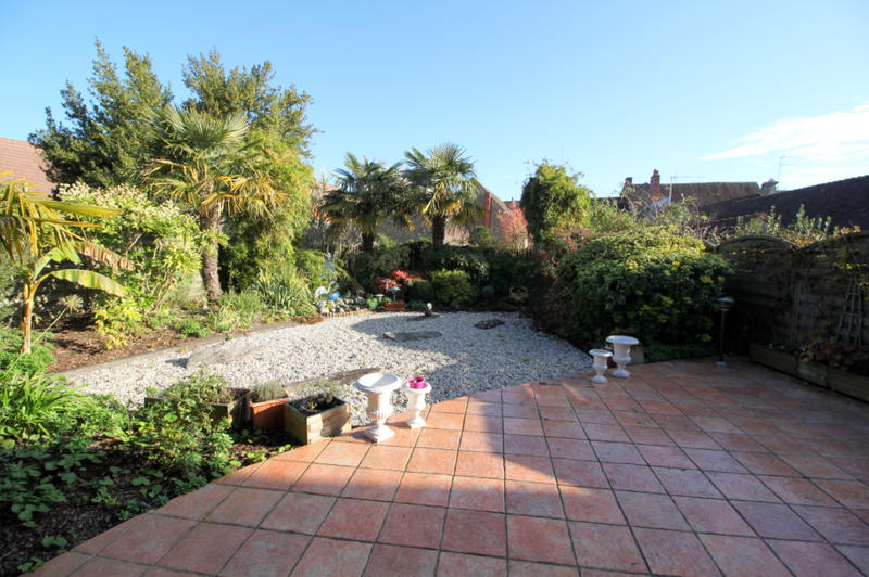 Maison - 226 m² - 7 pièces