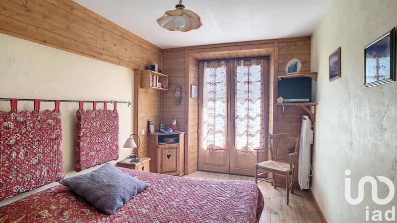 Châlet - 385 m² - 15 pièces