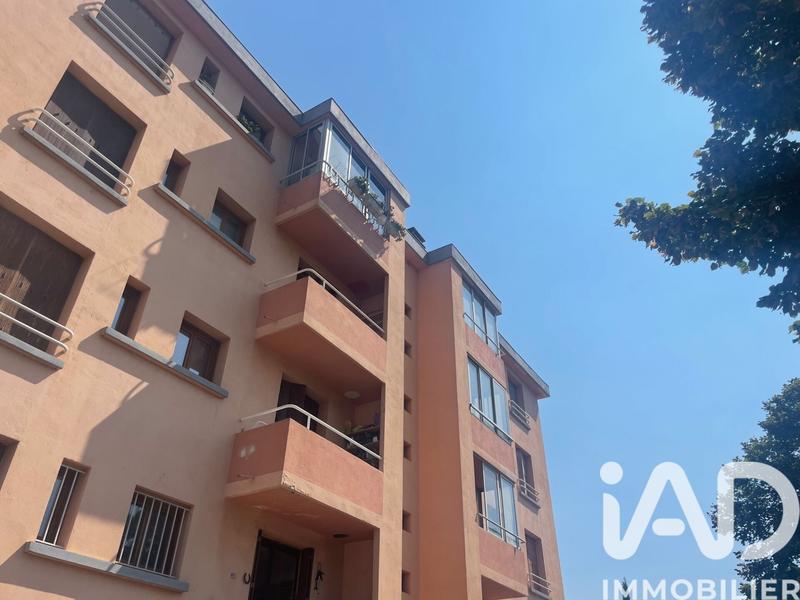 Appartement - 75 m² - 3 pièces