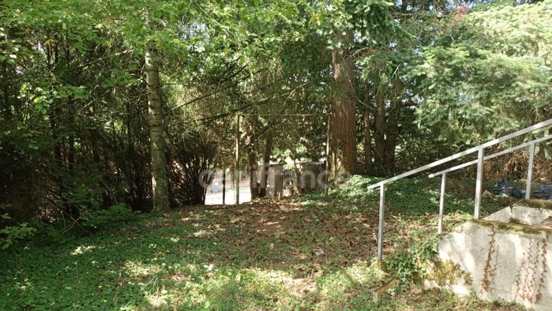 Terrain constructible - 836 m²