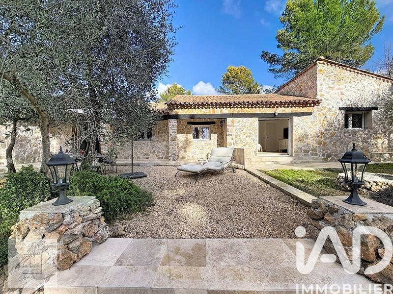 Maison - 150 m² - 5 pièces