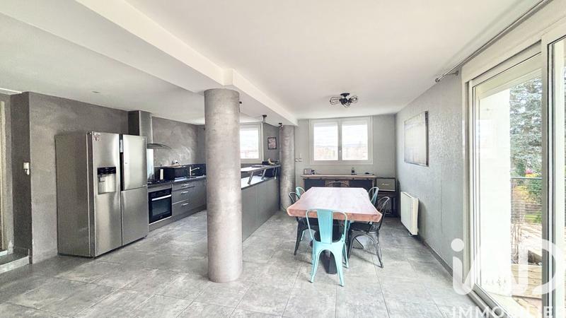 Maison - 171 m² - 6 pièces