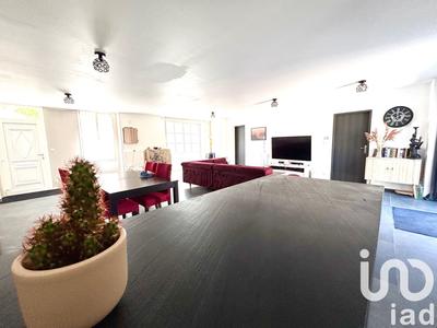 Maison de ville - 180 m² - 8 pièces