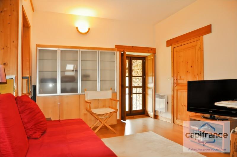 Maison - 210 m² - 7 pièces