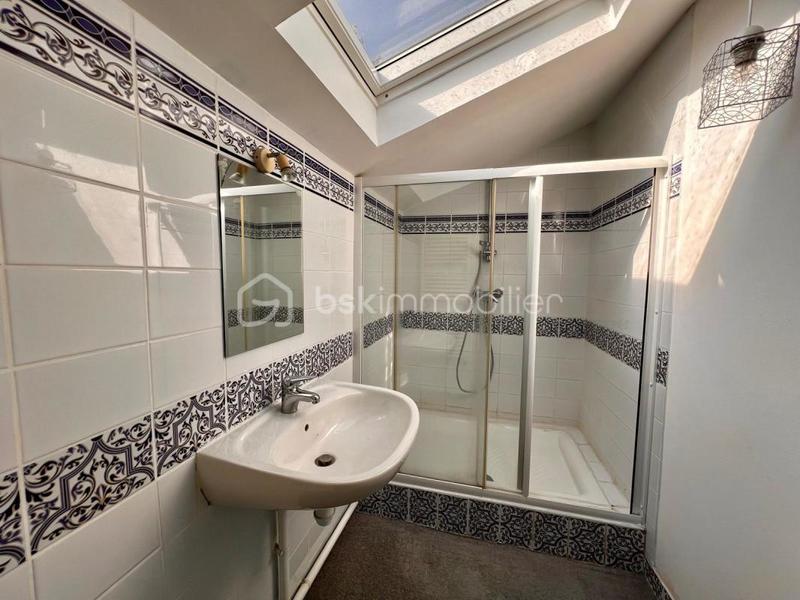 Maison en pierre - 207 m² - 6 pièces