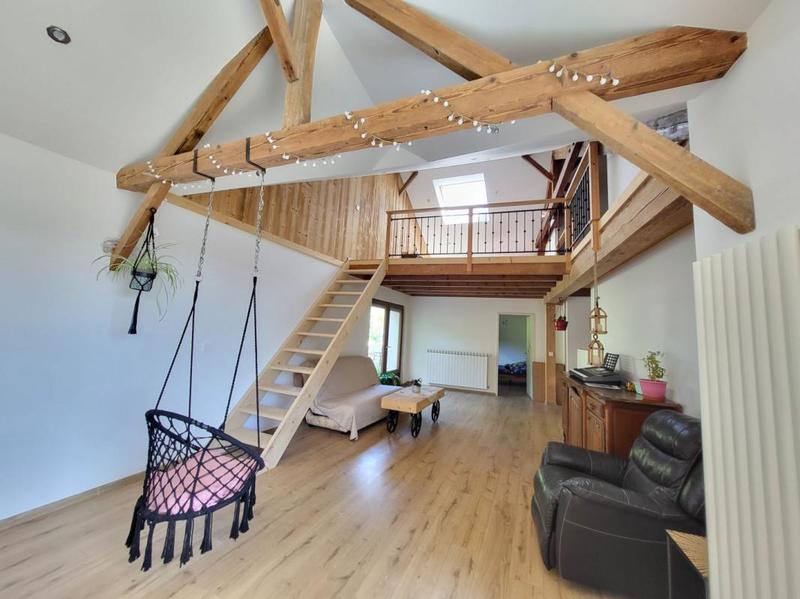 Maison - 333 m² - 10 pièces