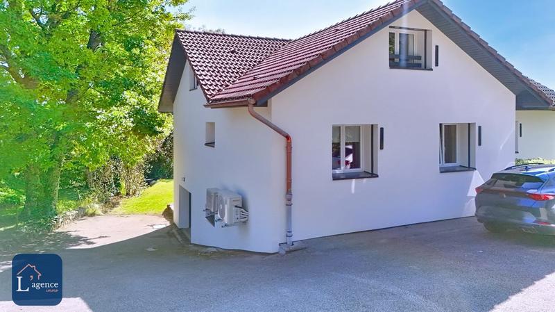 Maison - 277 m² - 6 pièces