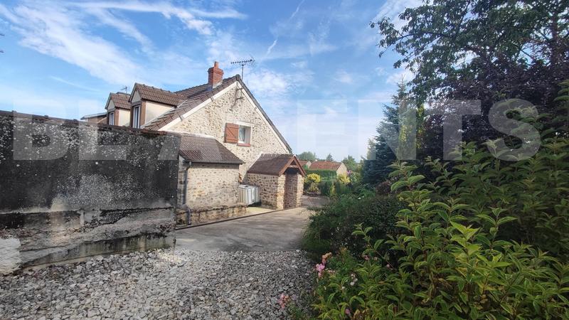 Maison en pierre - 83 m² - 5 pièces
