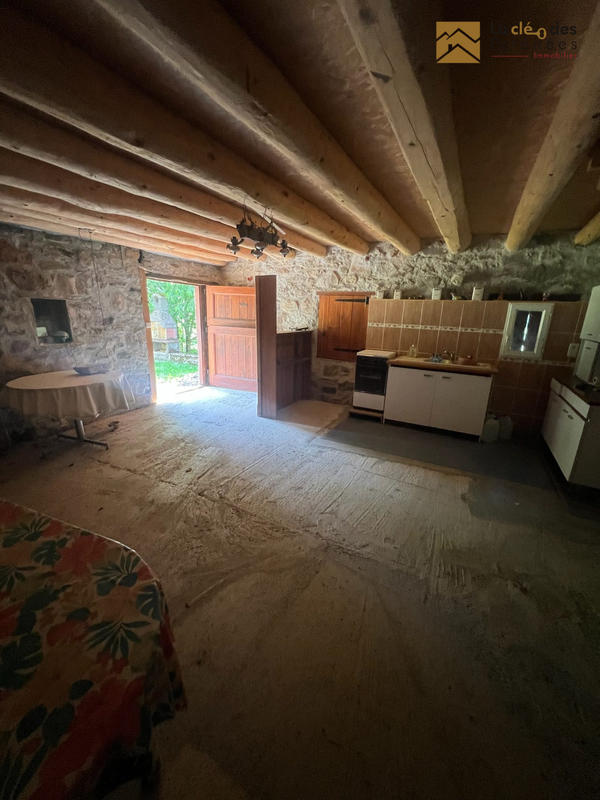 Maison ancienne - 120 m² - 3 pièces