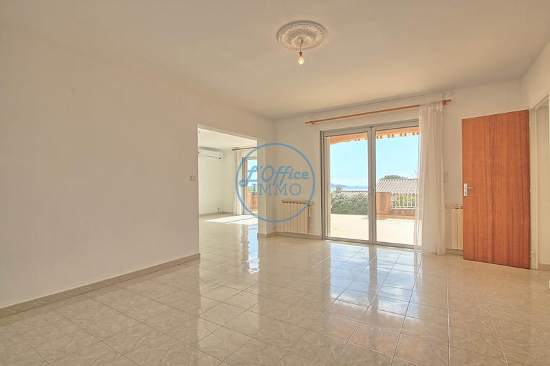 Villa - 200 m² - 7 pièces