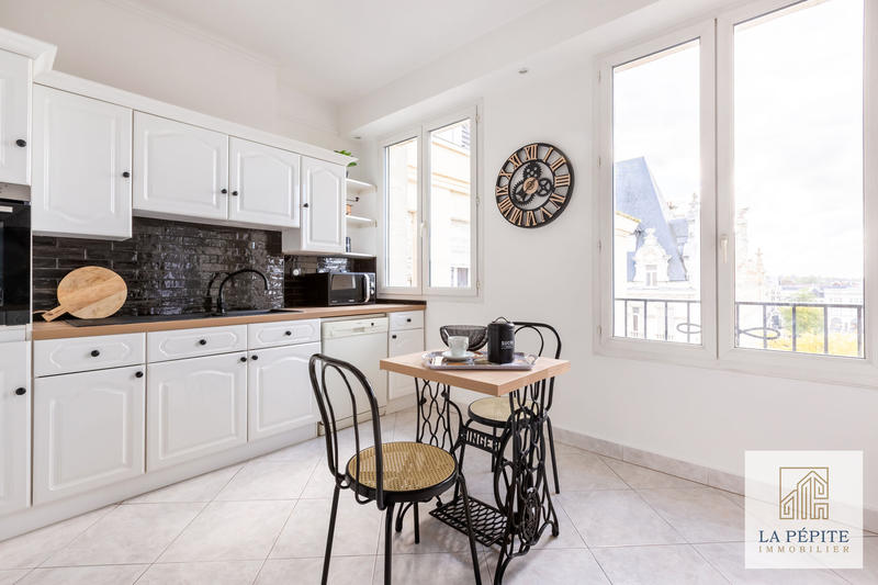 Appartement - 135 m² - 5 pièces