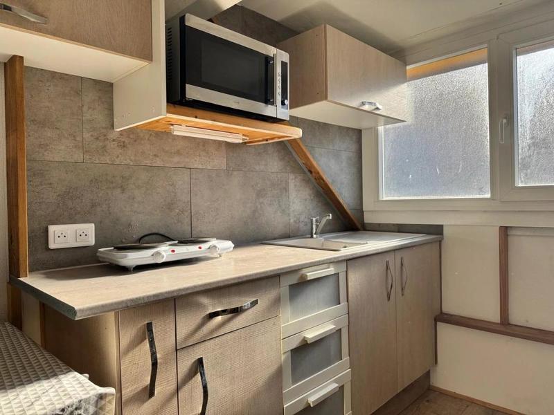 Studio - 10 m² - 1 pièce