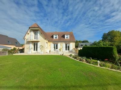 Maison - 138 m² - 6 pièces