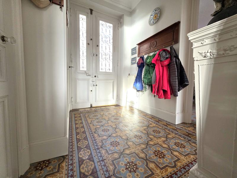 Appartement - 84 m² - 4 pièces