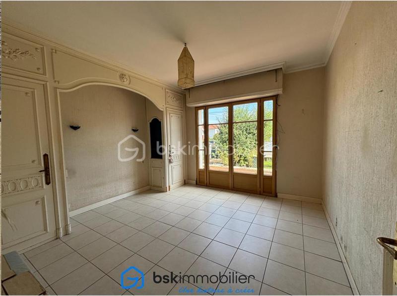 Maison - 140 m² - 6 pièces