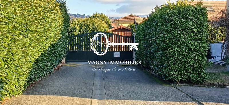 Maison - 197 m² - 5 pièces