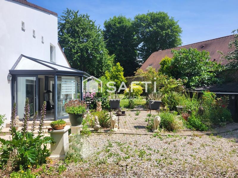 Maison - 181 m² - 6 pièces