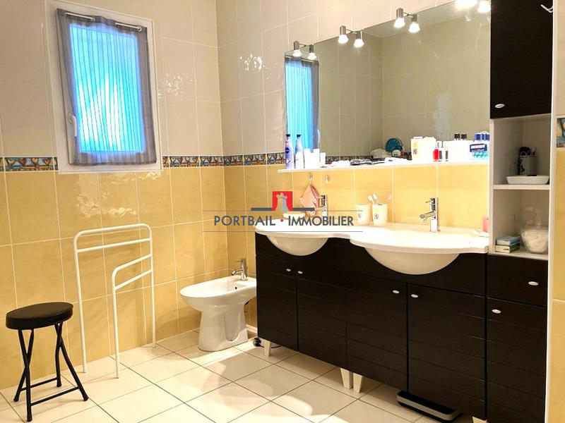 Maison contemporaine - 125 m² - 6 pièces