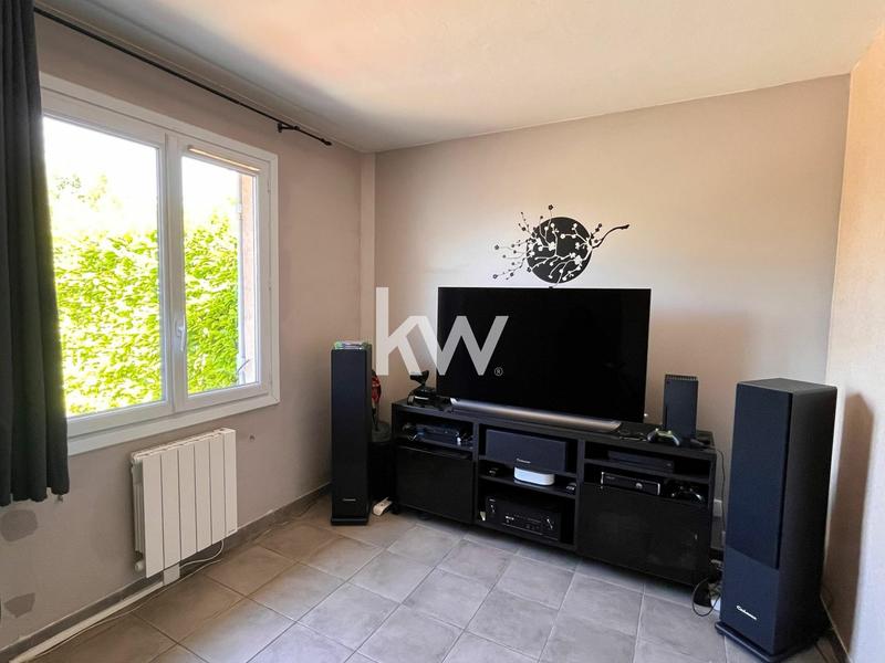 Maison - 95 m² - 5 pièces