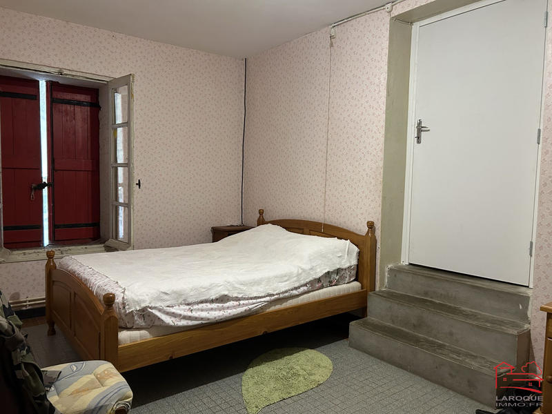 Maison ancienne - 186 m² - 8 pièces