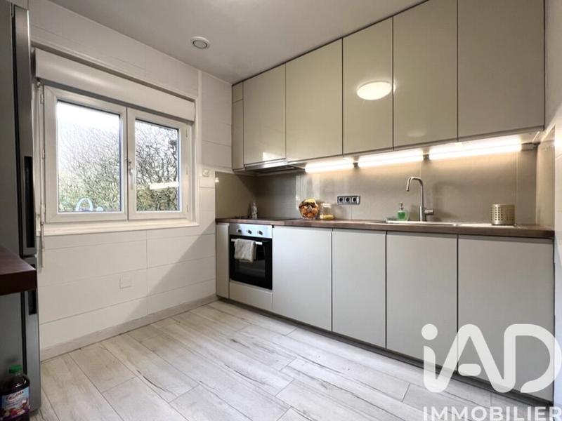 Maison - 93 m² - 4 pièces