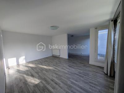 Appartement - 77 m² - 3 pièces