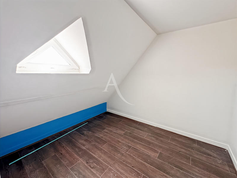 Maison - 135 m² - 6 pièces