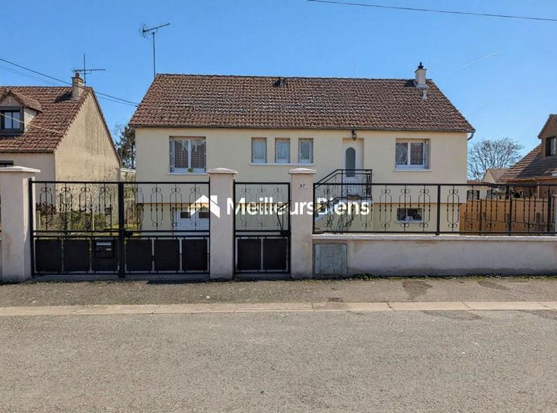 Maison - 80 m² - 4 pièces